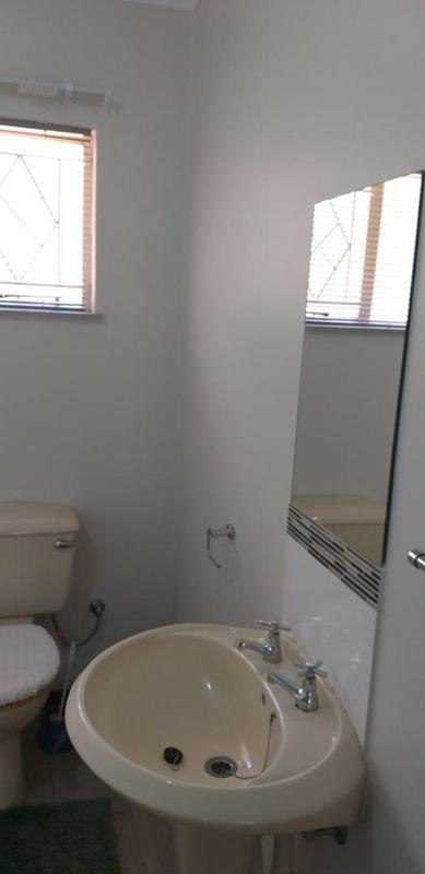 4 Bedroom Property for Sale in Pellissier Free State